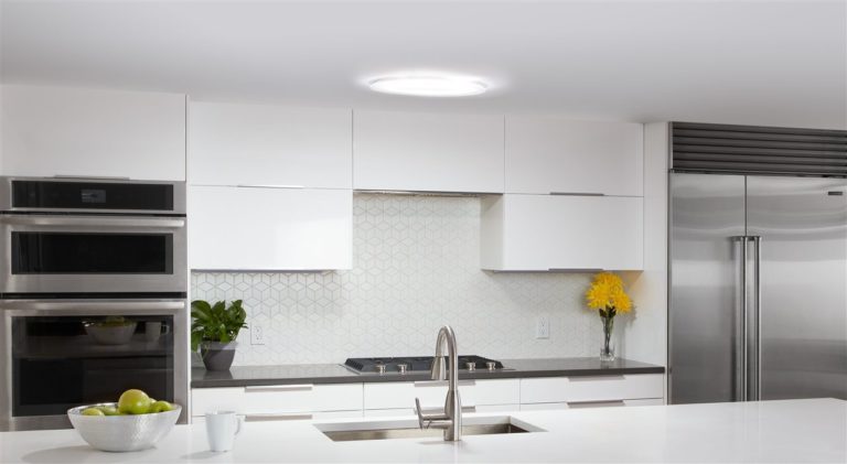 HOW DAYLIGHTING CAN BRIGHTEN UP YOUR HOME