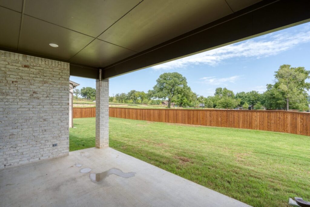 190 Dundee Ct, Argyle