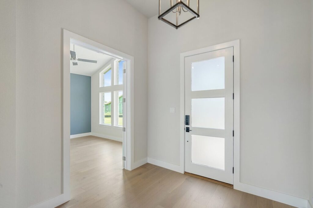 190 Dundee Ct, Argyle