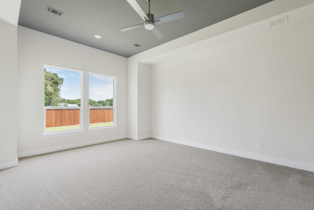 190 Dundee Ct, Argyle