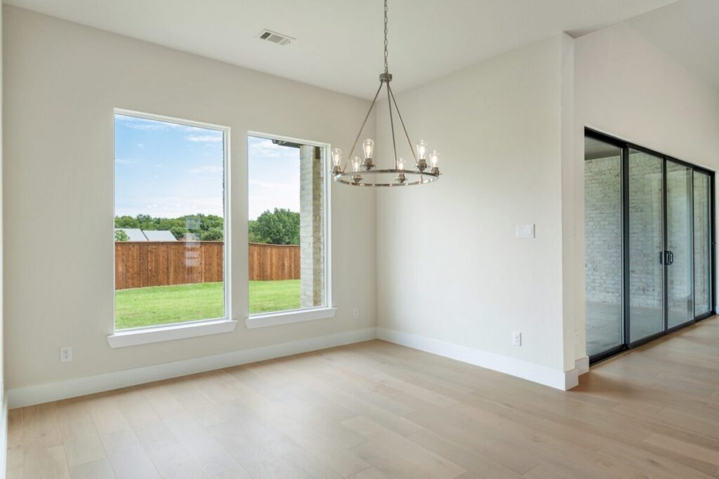 190 Dundee Ct, Argyle