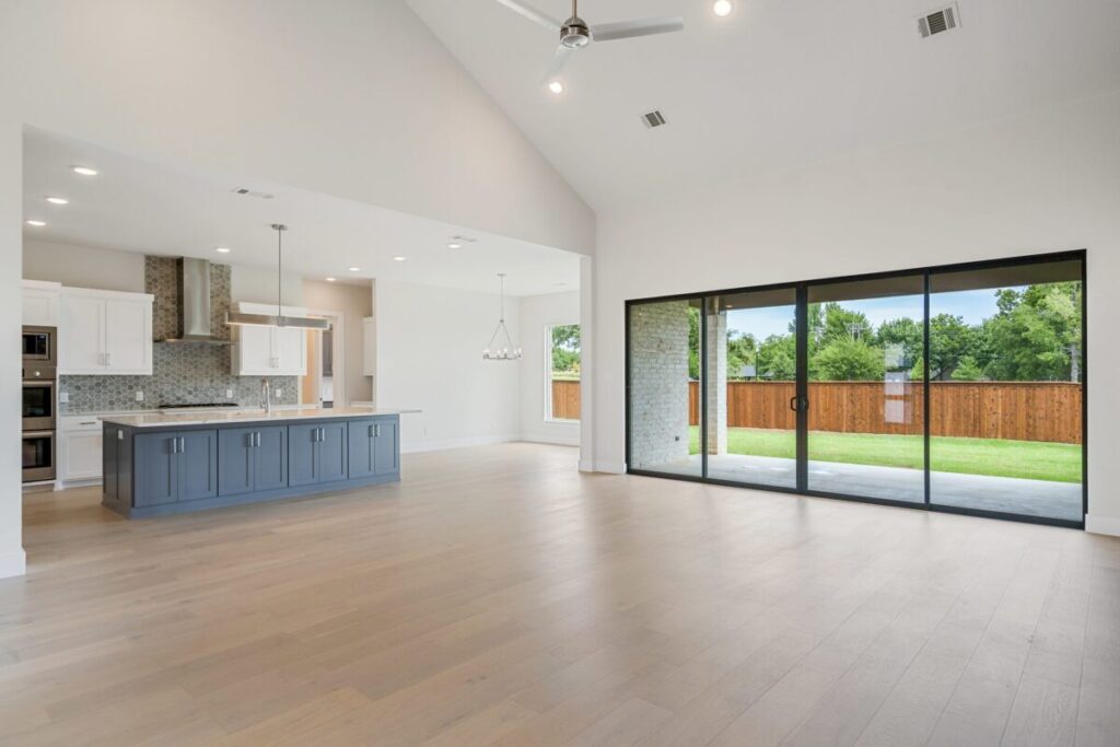 190 Dundee Ct, Argyle