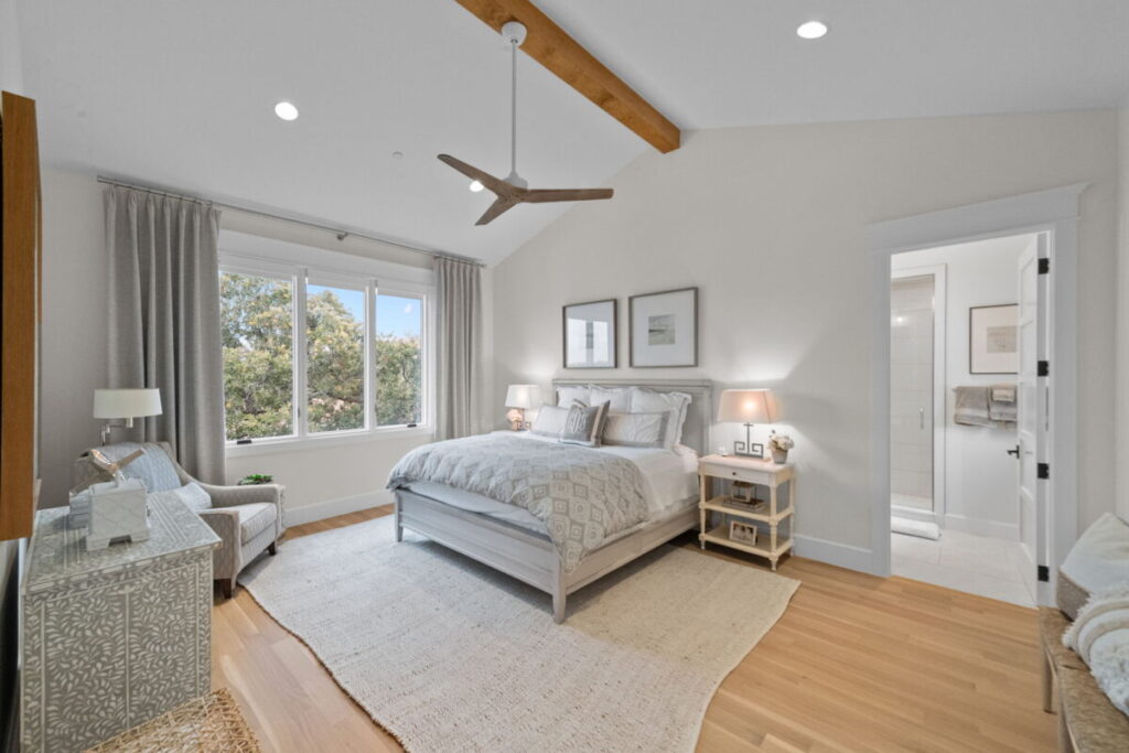 Hill Country Glam, Westlake