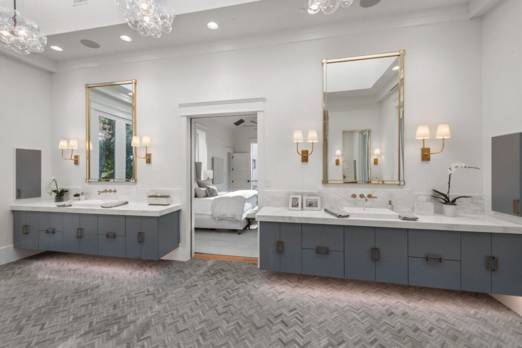 Hill Country Glam, Westlake