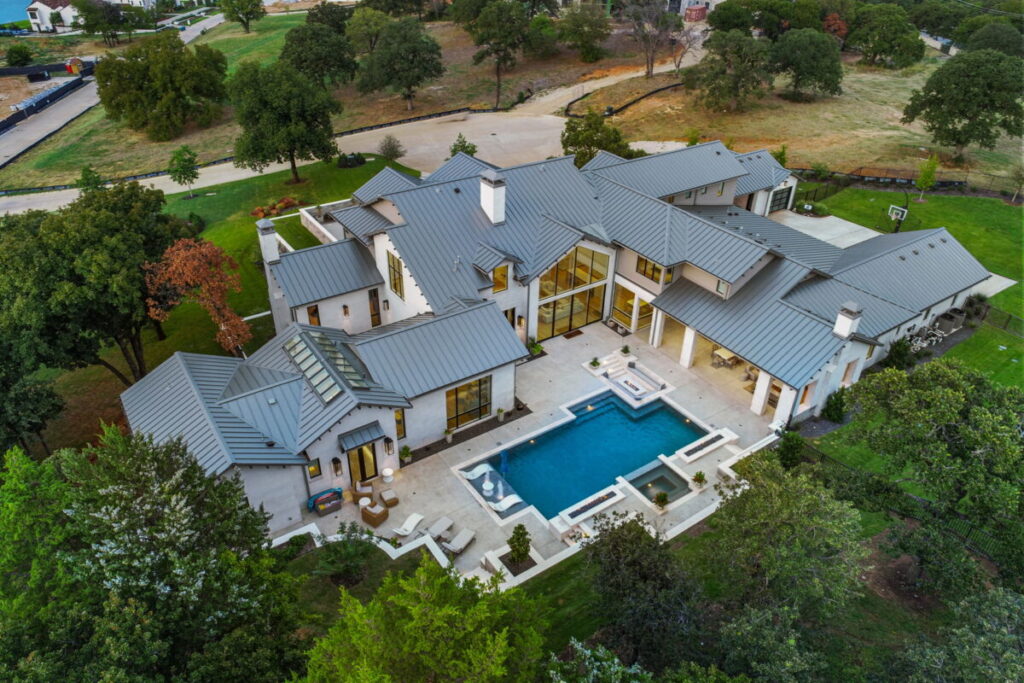 Hill Country Glam, Westlake
