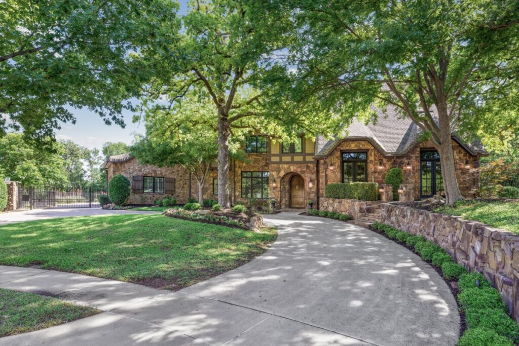 1717 Buckingham Drive