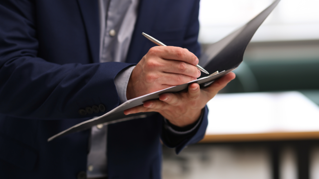 Mortgage appraisal evaluating a homes worth.